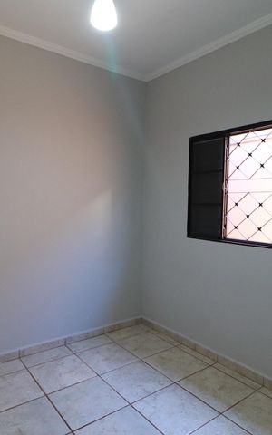 Casa para alugar com 150m², 2 quartos e 2 vagasQuarto 1