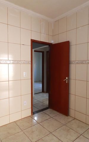 Casa para alugar com 150m², 2 quartos e 2 vagasCozinha 