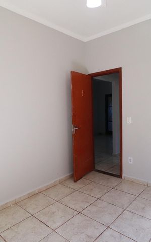 Casa para alugar com 150m², 2 quartos e 2 vagasQuarto 2