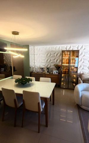 Apartamento à venda com 120m², 4 quartos e 2 vagas Apartamento à venda com 120m², 4 quartos e 2 vagasSala