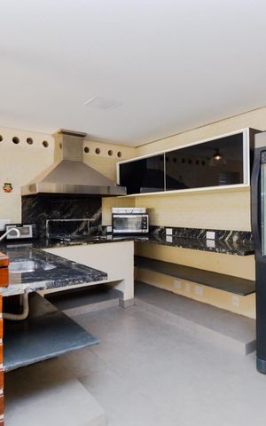 Casa de condomínio à venda com 400m², 4 quartos e 4 vagasÁrea gourmet