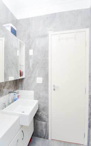 Casa de condomínio à venda com 400m², 4 quartos e 4 vagasBanheiro da Suíte 2