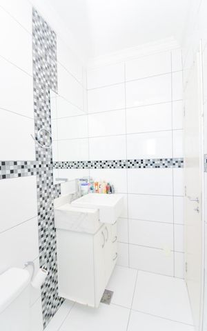 Casa de condomínio à venda com 400m², 4 quartos e 4 vagasBanheiro da Suíte 4