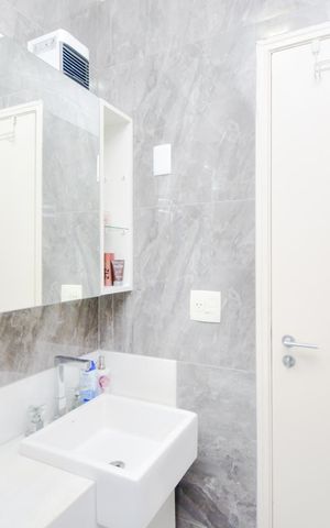 Casa de condomínio à venda com 400m², 4 quartos e 4 vagasBanheiro da Suíte 2