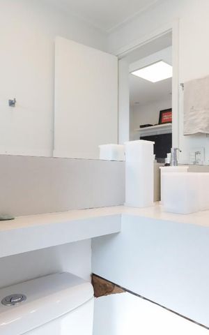 Apartamento à venda com 157m², 3 quartos e 3 vagas Apartamento à venda com 157m², 3 quartos e 3 vagasBanheiro