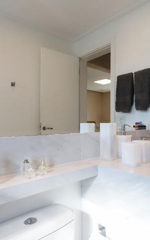 Apartamento à venda com 157m², 3 quartos e 3 vagas Apartamento à venda com 157m², 3 quartos e 3 vagasBanheiro
