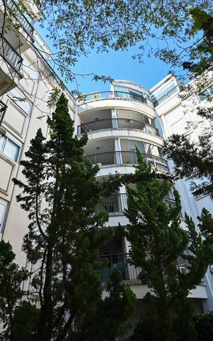 Apartamento para alugar com 65m², 2 quartos e 2 vagasFachada