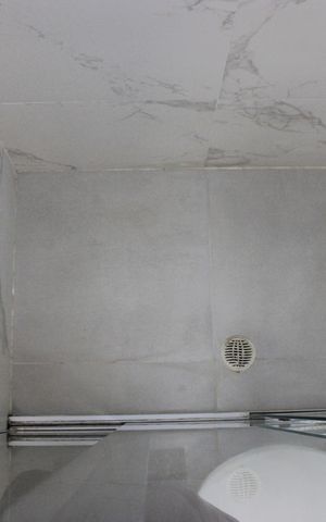 Apartamento à venda com 71m², 3 quartos e 2 vagasBanheiro social 