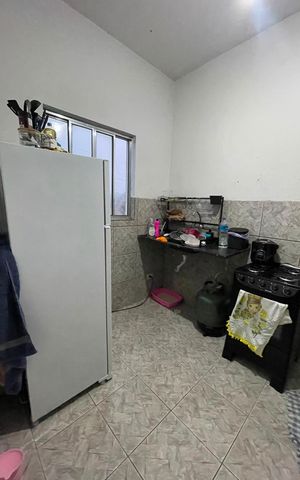 Casa à venda com 109m², 5 quartos e 2 vagas Casa à venda com 109m², 5 quartos e 2 vagasCozinha