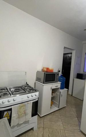 Casa à venda com 109m², 5 quartos e 2 vagas Casa à venda com 109m², 5 quartos e 2 vagasCozinha