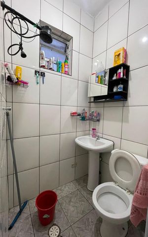 Casa à venda com 109m², 5 quartos e 2 vagas Casa à venda com 109m², 5 quartos e 2 vagasBanheiro
