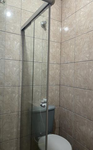 Casa à venda com 109m², 5 quartos e 2 vagas Casa à venda com 109m², 5 quartos e 2 vagasBanheiro