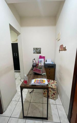Casa à venda com 109m², 5 quartos e 2 vagas Casa à venda com 109m², 5 quartos e 2 vagasSala