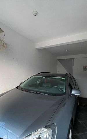Casa à venda com 109m², 5 quartos e 2 vagas