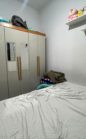 Casa à venda com 109m², 5 quartos e 2 vagas Casa à venda com 109m², 5 quartos e 2 vagasQuarto