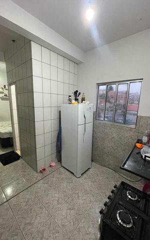 Casa à venda com 109m², 5 quartos e 2 vagas Casa à venda com 109m², 5 quartos e 2 vagasCozinha