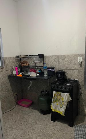 Casa à venda com 109m², 5 quartos e 2 vagas Casa à venda com 109m², 5 quartos e 2 vagasCozinha
