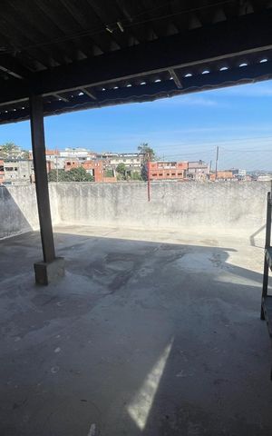 Casa à venda com 109m², 5 quartos e 2 vagas Casa à venda com 109m², 5 quartos e 2 vagasÁrea externa