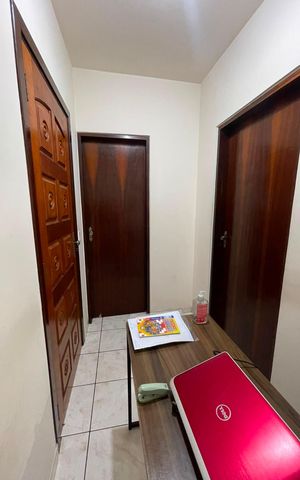 Casa à venda com 109m², 5 quartos e 2 vagas Casa à venda com 109m², 5 quartos e 2 vagasSala