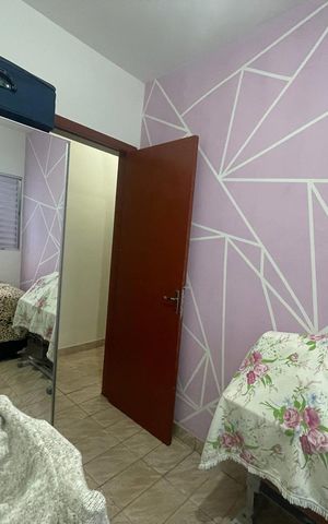 Casa à venda com 109m², 5 quartos e 2 vagas Casa à venda com 109m², 5 quartos e 2 vagasQuarto