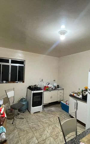 Casa à venda com 109m², 5 quartos e 2 vagas Casa à venda com 109m², 5 quartos e 2 vagasCozinha