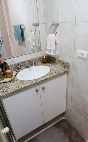 Apartamento à venda com 60m², 2 quartos e 1 vagaBanheiro Social