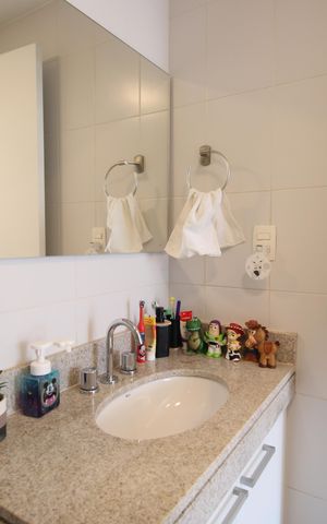 Apartamento à venda com 85m², 2 quartos e 1 vagaBanheiro social