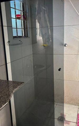 Casa à venda com 125m², 2 quartos e 2 vagasBanheiro