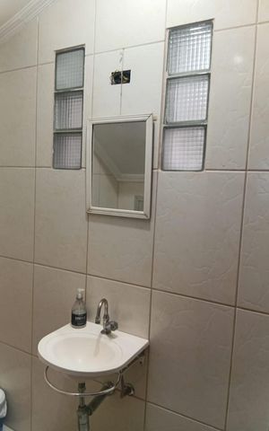 Casa à venda com 125m², 2 quartos e 2 vagasBanheiro