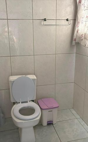 Casa à venda com 125m², 2 quartos e 2 vagasBanheiro