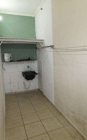 Casa para alugar com 170m², 2 quartos e 2 vagasÁrea de Serviço