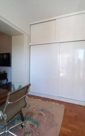 Apartamento à venda com 130m², 2 quartos e 1 vaga Apartamento à venda com 130m², 2 quartos e 1 vagaSala