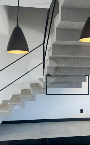 Casa à venda com 236m², 3 quartos e 2 vagas