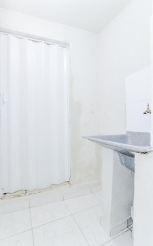 Casa para alugar com 60m², 1 quarto e sem vagaBanheiro