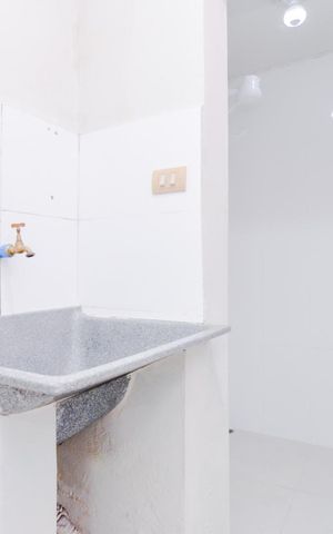 Casa para alugar com 60m², 1 quarto e sem vagaÁrea de Serviço