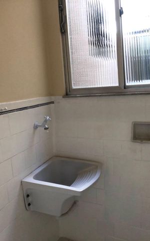 Apartamento para alugar com 70m², 2 quartos e sem vaga Apartamento para alugar com 70m², 2 quartos e sem vagaÁrea de serviço