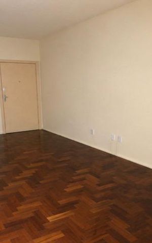 Apartamento para alugar com 70m², 2 quartos e sem vaga Apartamento para alugar com 70m², 2 quartos e sem vagaSala