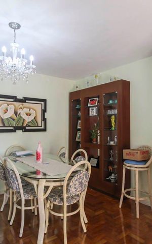 Apartamento à venda com 97m², 3 quartos e 1 vagaSala