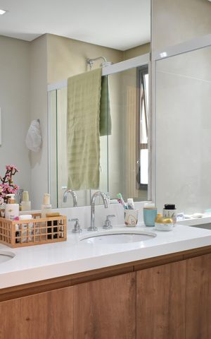 Apartamento à venda com 130m², 3 quartos e 2 vagasSuíte 3