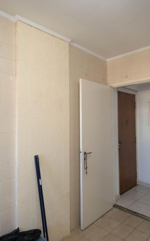 Apartamento à venda com 70m², 2 quartos e 2 vagas Apartamento à venda com 70m², 2 quartos e 2 vagasCozinha