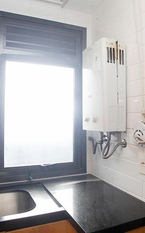 Apartamento à venda com 56m², 1 quarto e 1 vagaCozinha + Área de Serviço