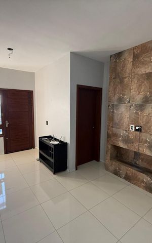 Casa para alugar com 55m², 2 quartos e 1 vaga Casa para alugar com 55m², 2 quartos e 1 vagaSala