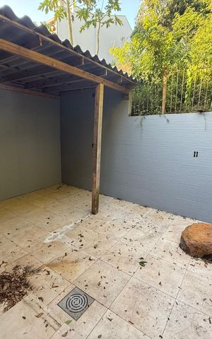 Casa para alugar com 55m², 2 quartos e 1 vaga Casa para alugar com 55m², 2 quartos e 1 vagaÁrea de serviço