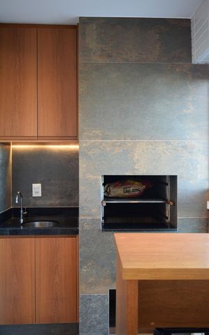 Apartamento para alugar com 215m², 3 quartos e 4 vagasChurrasqueira da Varanda