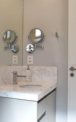 Apartamento para alugar com 215m², 3 quartos e 4 vagasBanheiro
