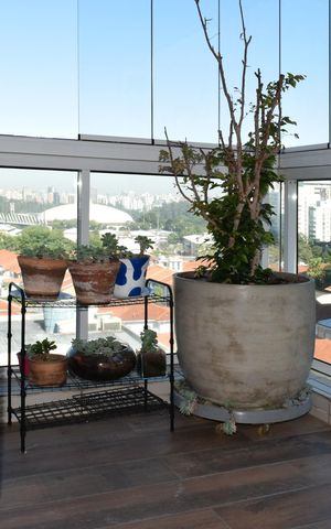 Apartamento para alugar com 215m², 3 quartos e 4 vagasVaranda da Suíte