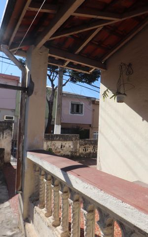 Casa à venda com 192m², 2 quartos e 3 vagasQuintal e Jardim