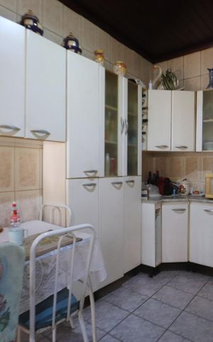 Casa à venda com 192m², 2 quartos e 3 vagasCozinha