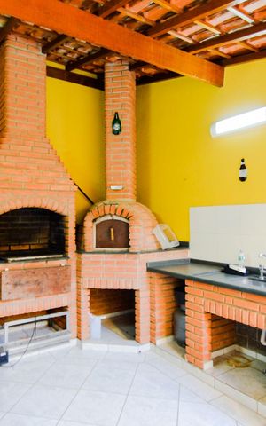 Casa à venda com 245m², 4 quartos e 4 vagasÁrea gourmet