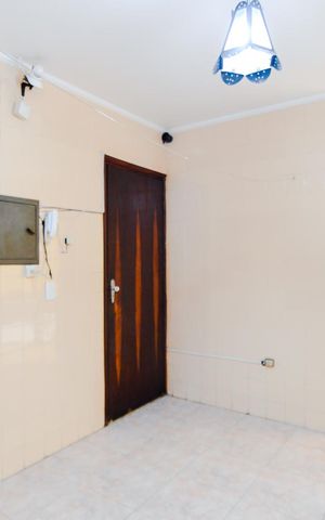 Casa à venda com 245m², 4 quartos e 4 vagasÁrea de Serviço